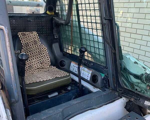 Бобкэт С185 2003 в Харькове на Automoto.ua Бобкэт С185, объемом двигателя 0 л и пробегом 8 тыс. км за 18500 $, фото 2 на Automoto.ua