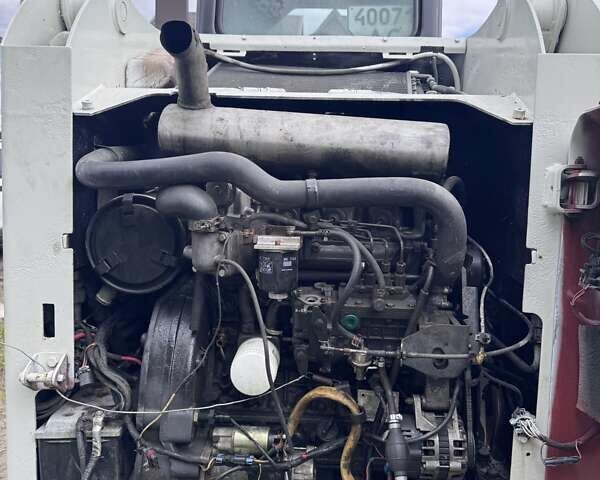 Бобкэт С220 2010 в Луцке на Automoto.ua Бобкэт С220, объемом двигателя 0 л и пробегом 0 тыс. км за 26200 $, фото 4 на Automoto.ua
