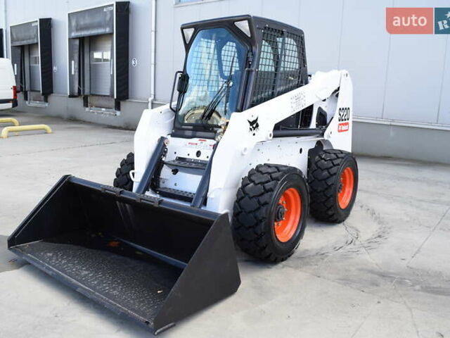 Бобкэт С220 2008 в Ровно на Automoto.ua Бобкэт С220, объемом двигателя 0 л и пробегом 0 тыс. км за 27900 $, фото 2 на Automoto.ua