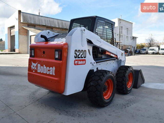 Бобкэт С220 2008 в Ровно на Automoto.ua Бобкэт С220, объемом двигателя 0 л и пробегом 0 тыс. км за 27900 $, фото 6 на Automoto.ua
