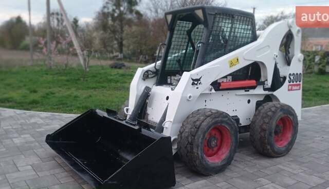 Білий Бобкет С300, об'ємом двигуна 3.3 л та пробігом 5 тис. км за 25900 $, фото 1 на Automoto.ua