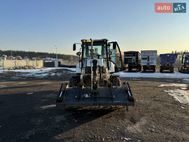 Белый Бобкэт B, объемом двигателя 0 л и пробегом 100 тыс. км за 53000 $, фото 1 на Automoto.ua