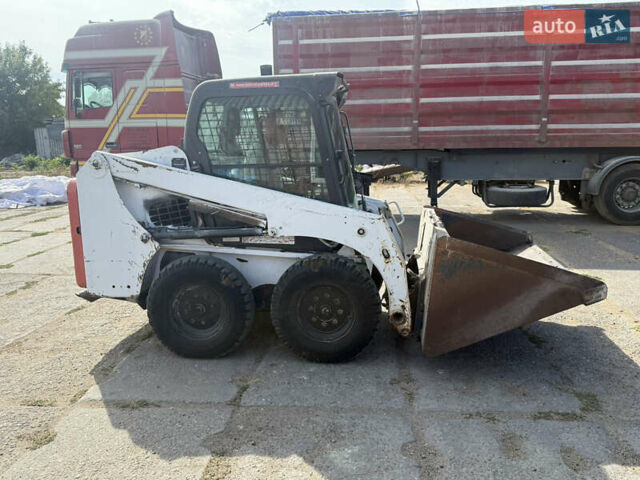 Белый Бобкэт S450, объемом двигателя 0 л и пробегом 1 тыс. км за 21000 $, фото 1 на Automoto.ua
