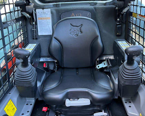 Білий Бобкет S590, об'ємом двигуна 2.6 л та пробігом 0 тис. км за 68802 $, фото 4 на Automoto.ua