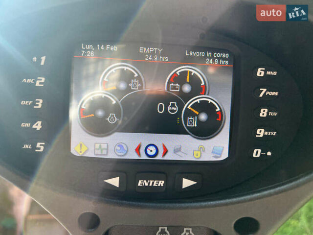 Білий Бобкет S590, об'ємом двигуна 2.6 л та пробігом 0 тис. км за 68802 $, фото 2 на Automoto.ua