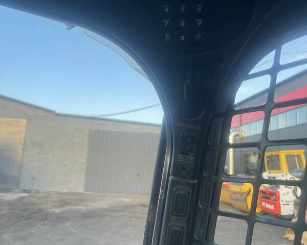 Бобкэт S630, объемом двигателя 3.3 л и пробегом 5 тыс. км за 28000 $, фото 5 на Automoto.ua