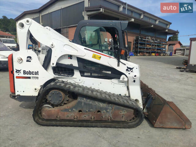 Бобкэт T740 2015 в Луцке на Automoto.ua Белый Бобкэт T740, объемом двигателя 3.8 л и пробегом 4 тыс. км за 61422 $, фото 7 на Automoto.ua