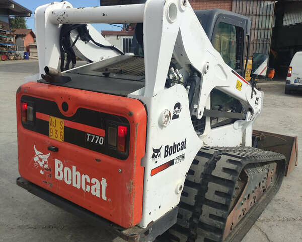 Бобкэт T740 2015 в Луцке на Automoto.ua Белый Бобкэт T740, объемом двигателя 3.8 л и пробегом 4 тыс. км за 61422 $, фото 6 на Automoto.ua