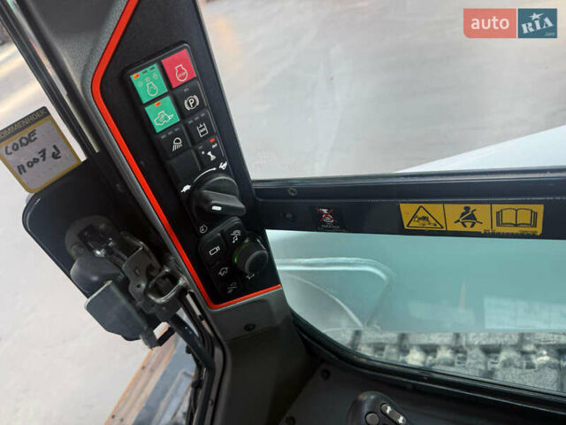 Бобкэт T870, объемом двигателя 0 л и пробегом 1 тыс. км за 115914 $, фото 6 на Automoto.ua