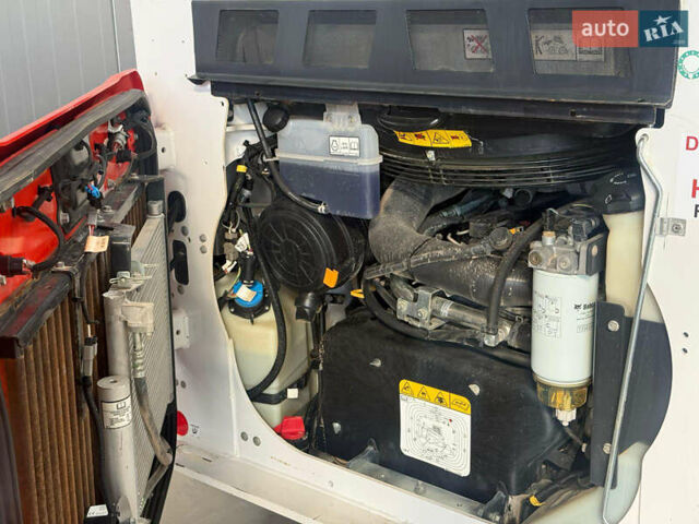 Бобкэт T870, объемом двигателя 0 л и пробегом 1 тыс. км за 115914 $, фото 8 на Automoto.ua