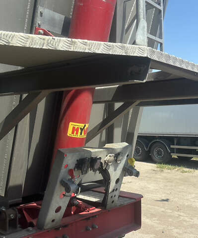 Червоний Бодекс KIS 3W-A, об'ємом двигуна 0 л та пробігом 100 тис. км за 42000 $, фото 9 на Automoto.ua