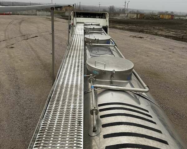 Бодекс Kiss 33, об'ємом двигуна 0 л та пробігом 100 тис. км за 23700 $, фото 1 на Automoto.ua