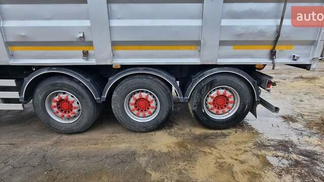 Серый Бодекс Kiss 33, объемом двигателя 0 л и пробегом 0 тыс. км за 20000 $, фото 4 на Automoto.ua