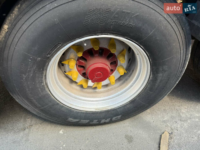 Бодекс Напівпричіп 2008 в Виннице на Automoto.ua Бодекс Напівпричіп, объемом двигателя 0 л и пробегом 400 тыс. км за 10700 $, фото 4 на Automoto.ua