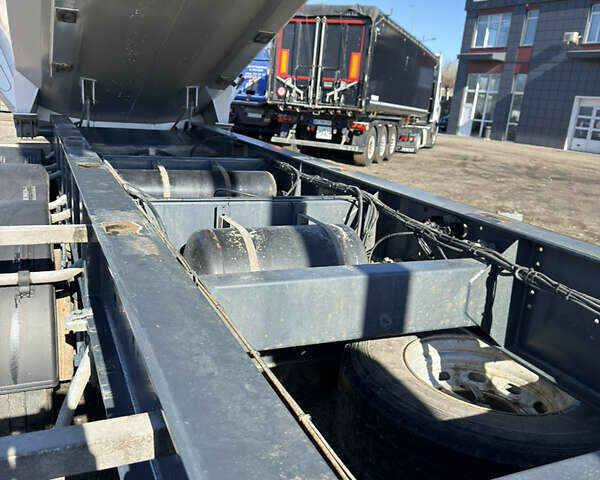 Серый Бодекс Полуприцеп, объемом двигателя 0 л и пробегом 100 тыс. км за 32056 $, фото 22 на Automoto.ua