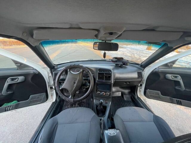 Білий Богдан 2110, об'ємом двигуна 1.6 л та пробігом 283 тис. км за 2800 $, фото 4 на Automoto.ua