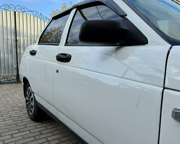 Богдан 2110 2014 в Врадиевке на Automoto.ua Белый Богдан 2110, объемом двигателя 1.6 л и пробегом 130 тыс. км за 2800 $, фото 6 на Automoto.ua