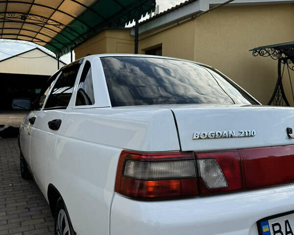 Богдан 2110 2014 в Врадиевке на Automoto.ua Белый Богдан 2110, объемом двигателя 1.6 л и пробегом 130 тыс. км за 2800 $, фото 13 на Automoto.ua