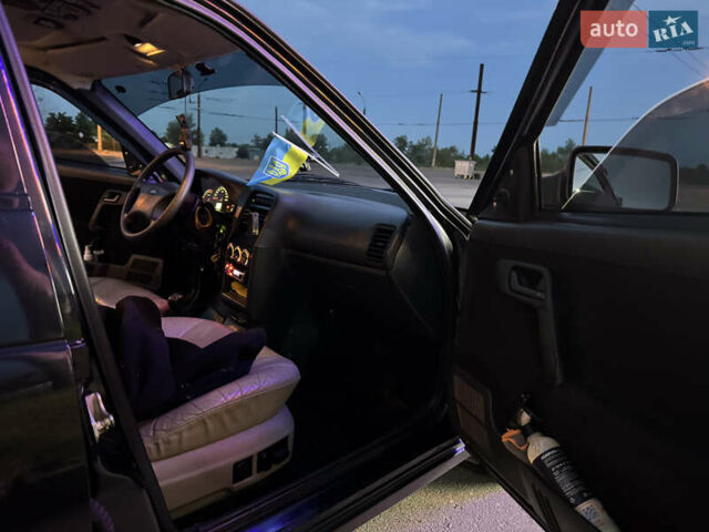 Черный Богдан 2110, объемом двигателя 1.6 л и пробегом 77 тыс. км за 2300 $, фото 6 на Automoto.ua