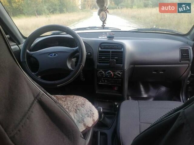 Черный Богдан 2110, объемом двигателя 1.6 л и пробегом 163 тыс. км за 3250 $, фото 3 на Automoto.ua