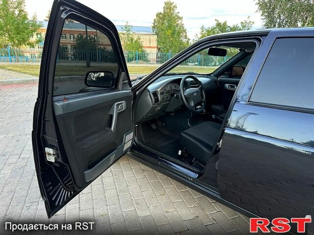 Черный Богдан 2110, объемом двигателя 1.6 л и пробегом 75 тыс. км за 3350 $, фото 6 на Automoto.ua