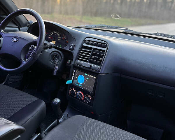 Коричневый Богдан 2110, объемом двигателя 1.6 л и пробегом 163 тыс. км за 2450 $, фото 9 на Automoto.ua