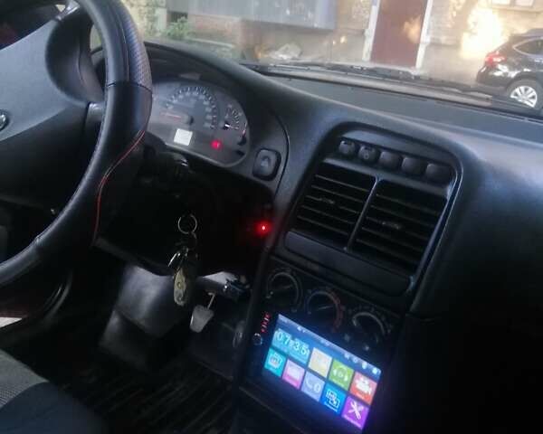 Красный Богдан 2110, объемом двигателя 1.6 л и пробегом 146 тыс. км за 3250 $, фото 20 на Automoto.ua