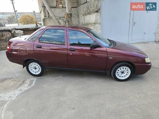 Красный Богдан 2110, объемом двигателя 1.6 л и пробегом 150 тыс. км за 2850 $, фото 3 на Automoto.ua