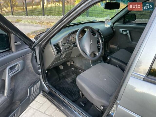 Сірий Богдан 2110, об'ємом двигуна 1.6 л та пробігом 173 тис. км за 3200 $, фото 13 на Automoto.ua