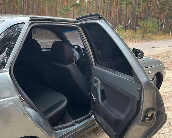 Серый Богдан 2110, объемом двигателя 1.6 л и пробегом 190 тыс. км за 2900 $, фото 16 на Automoto.ua