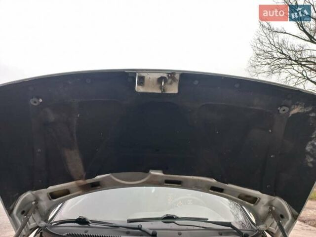 Серый Богдан 2110, объемом двигателя 1.6 л и пробегом 88 тыс. км за 2950 $, фото 8 на Automoto.ua