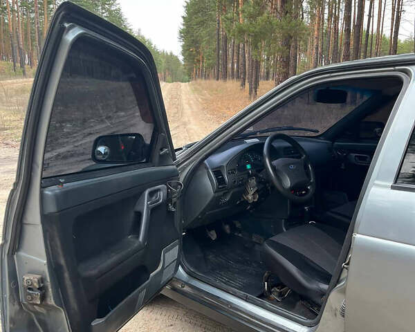 Серый Богдан 2110, объемом двигателя 1.6 л и пробегом 190 тыс. км за 2900 $, фото 14 на Automoto.ua