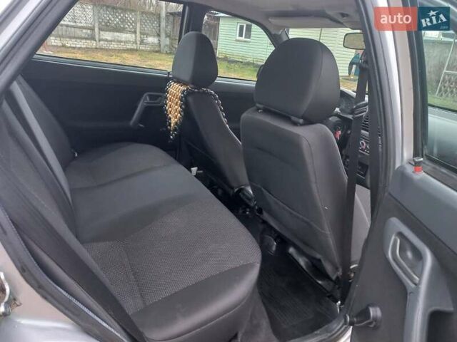 Серый Богдан 2110, объемом двигателя 1.6 л и пробегом 86 тыс. км за 2950 $, фото 16 на Automoto.ua