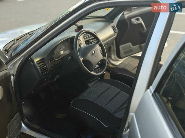 Сірий Богдан 2110, об'ємом двигуна 1.6 л та пробігом 180 тис. км за 3200 $, фото 23 на Automoto.ua