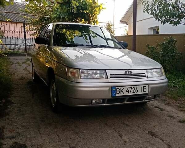 Серый Богдан 2110, объемом двигателя 1.6 л и пробегом 195 тыс. км за 2555 $, фото 2 на Automoto.ua