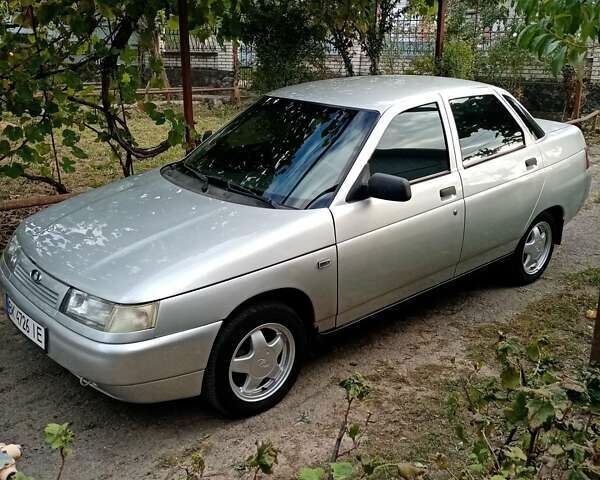 Серый Богдан 2110, объемом двигателя 1.6 л и пробегом 195 тыс. км за 2555 $, фото 1 на Automoto.ua