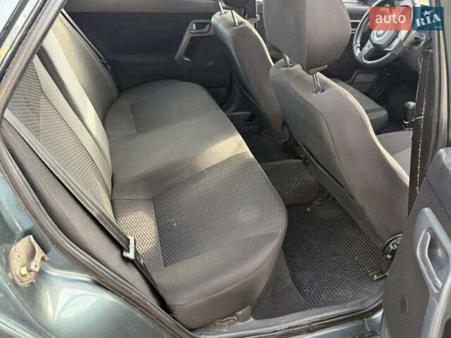 Зеленый Богдан 2110, объемом двигателя 1.6 л и пробегом 100 тыс. км за 1999 $, фото 14 на Automoto.ua