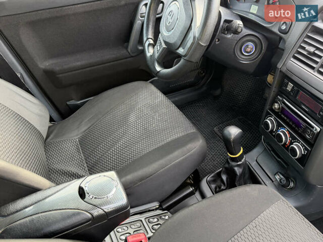 Зеленый Богдан 2110, объемом двигателя 1.6 л и пробегом 100 тыс. км за 1999 $, фото 10 на Automoto.ua