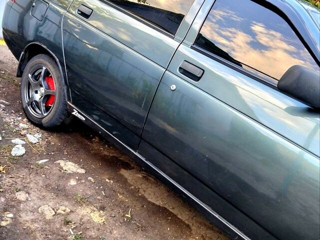 Богдан 2110 2011 у Миколаєві на Automoto.ua Зелений Богдан 2110, об'ємом двигуна 1.6 л та пробігом 167 тис. км за 2300 $, фото 3 на Automoto.ua