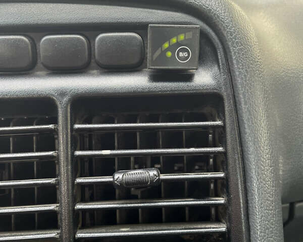 Богдан 2110 2013 в Кременце на Automoto.ua Зеленый Богдан 2110, объемом двигателя 1.6 л и пробегом 125 тыс. км за 2100 $, фото 15 на Automoto.ua