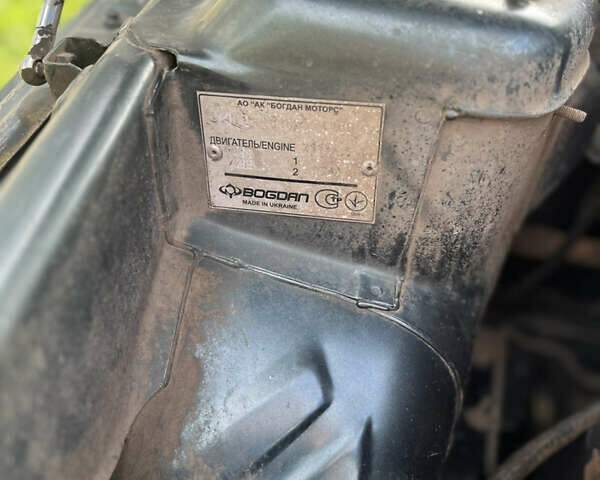 Богдан 2110 2013 в Кременце на Automoto.ua Зеленый Богдан 2110, объемом двигателя 1.6 л и пробегом 125 тыс. км за 2100 $, фото 9 на Automoto.ua