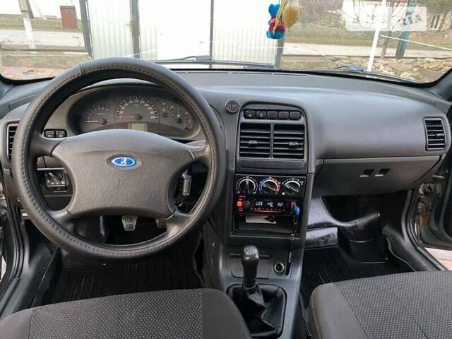 Зеленый Богдан 2110, объемом двигателя 1.6 л и пробегом 122 тыс. км за 3000 $, фото 9 на Automoto.ua