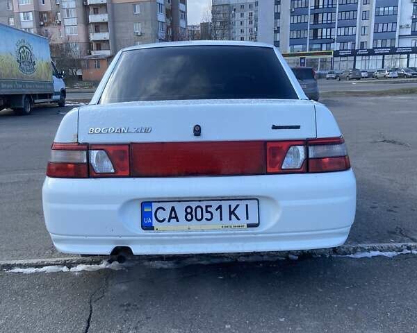Белый Богдан 211040, объемом двигателя 1.6 л и пробегом 140 тыс. км за 1920 $, фото 4 на Automoto.ua