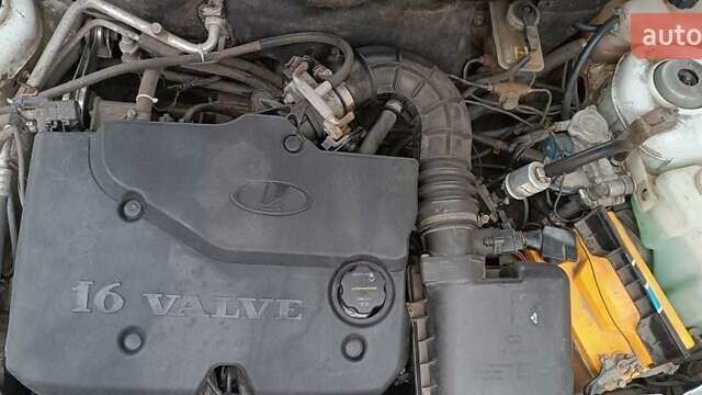 Белый Богдан 2111, объемом двигателя 1.6 л и пробегом 190 тыс. км за 1500 $, фото 11 на Automoto.ua