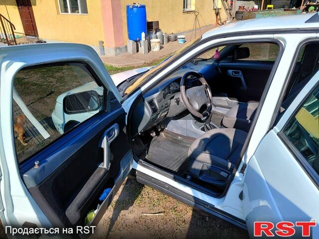 Белый Богдан 2111, объемом двигателя 1.6 л и пробегом 117 тыс. км за 3000 $, фото 4 на Automoto.ua