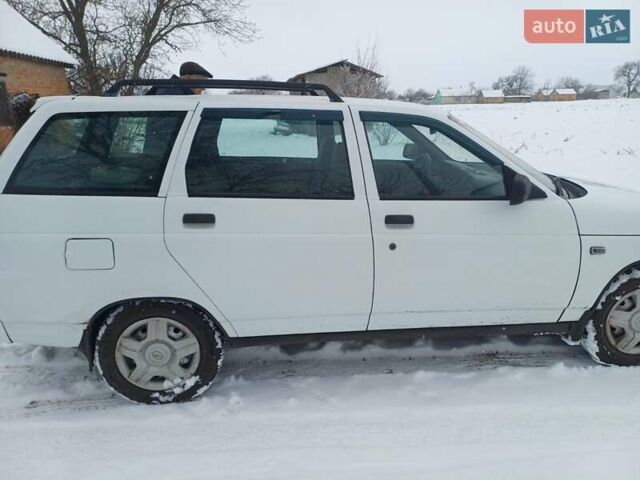 Белый Богдан 2111, объемом двигателя 1.6 л и пробегом 241 тыс. км за 2600 $, фото 1 на Automoto.ua