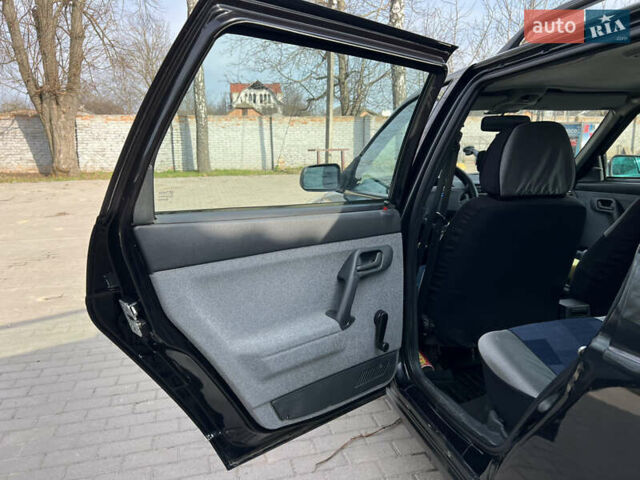 Черный Богдан 2111, объемом двигателя 1.6 л и пробегом 79 тыс. км за 3499 $, фото 10 на Automoto.ua