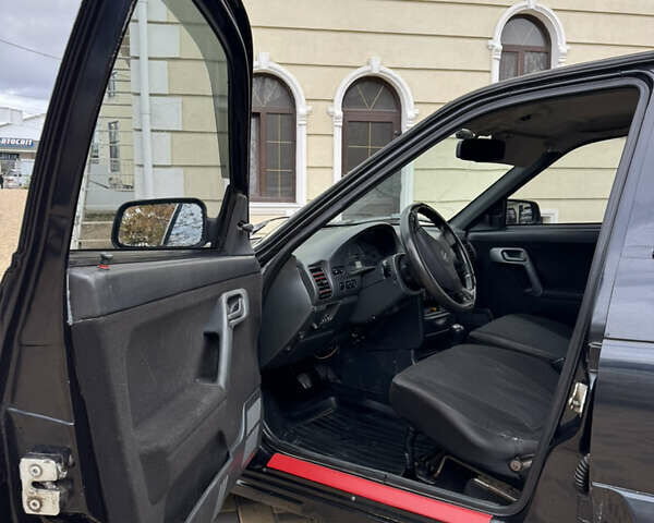 Черный Богдан 2111, объемом двигателя 1.6 л и пробегом 196 тыс. км за 1750 $, фото 4 на Automoto.ua