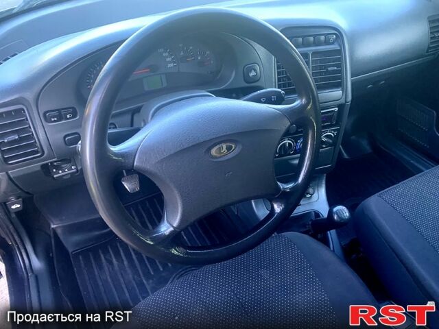 Черный Богдан 2111, объемом двигателя 1.6 л и пробегом 184 тыс. км за 2700 $, фото 3 на Automoto.ua