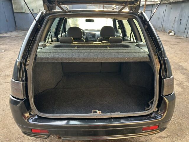 Черный Богдан 2111, объемом двигателя 1.6 л и пробегом 170 тыс. км за 2200 $, фото 5 на Automoto.ua